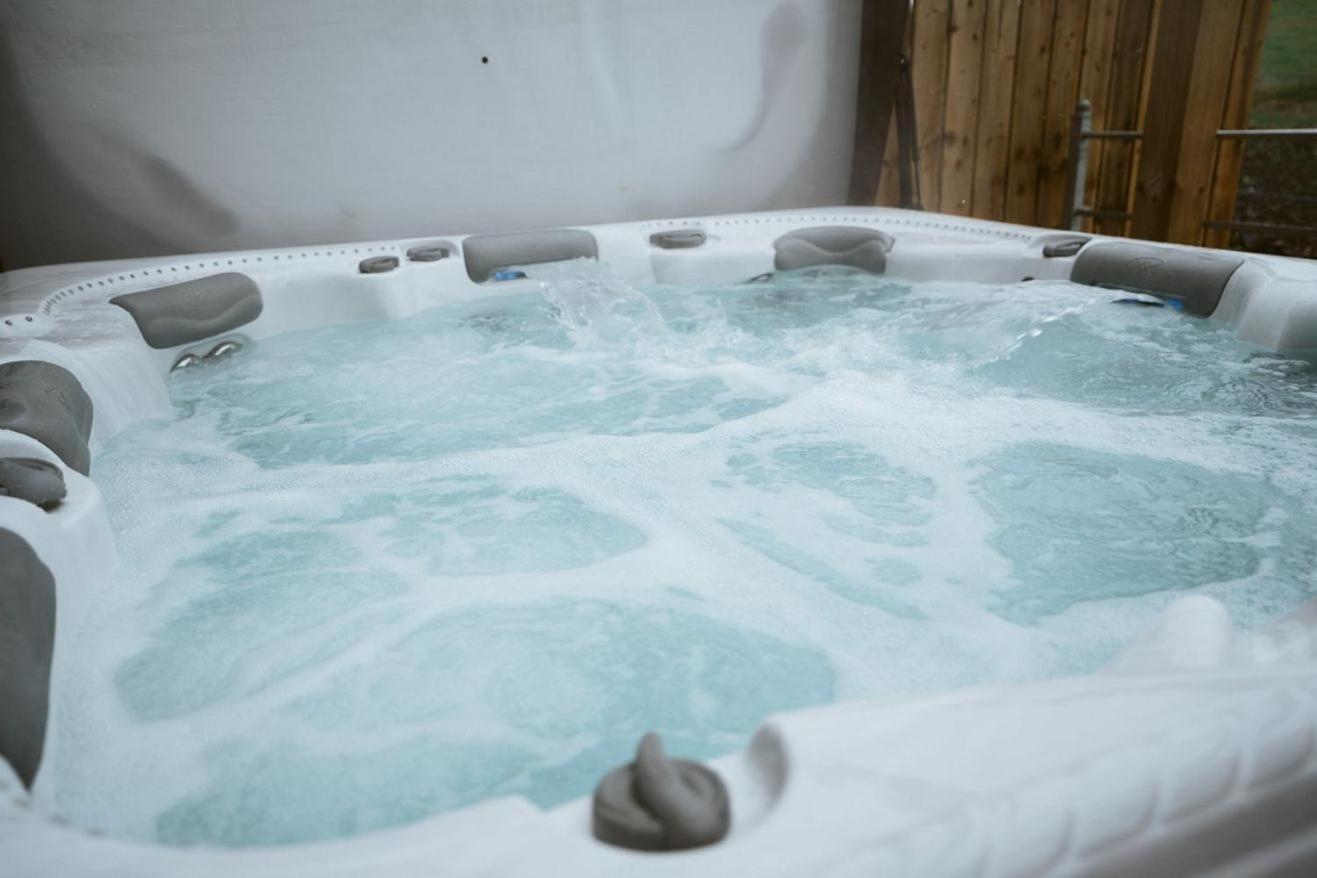 The Byre At Conker Tree Cottages Saintfield Экстерьер фото