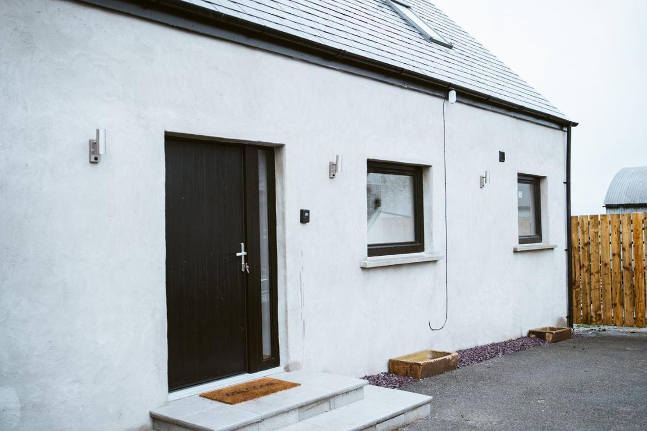 The Byre At Conker Tree Cottages Saintfield Экстерьер фото